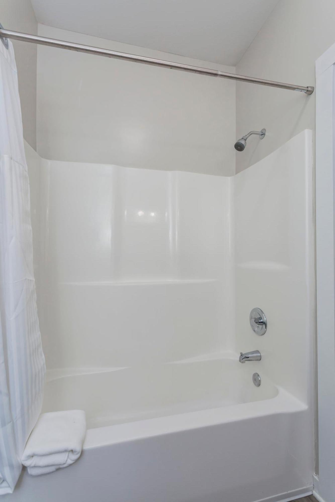 Cozysuites Music Row Stylish 2br-free Parking 14 Apartment *