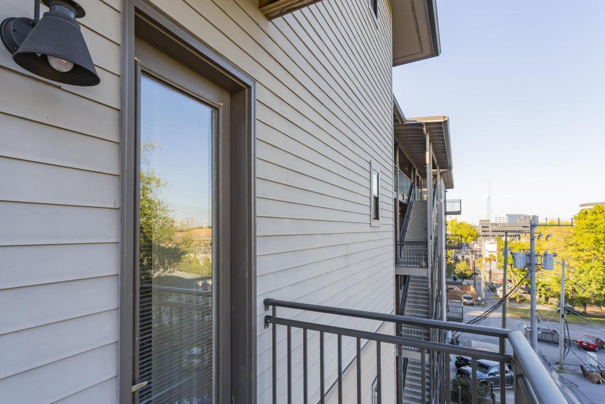 Apartment Cozysuites Music Row Stylish 2br-free Parking 14 Nashville